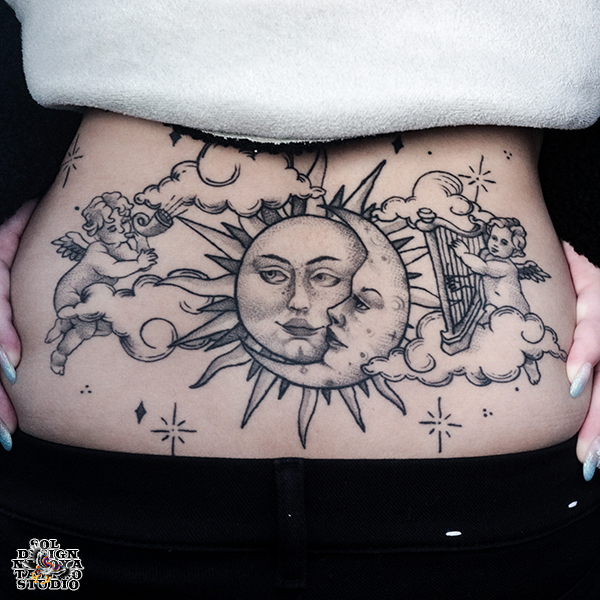 名古屋　タトゥー　女性